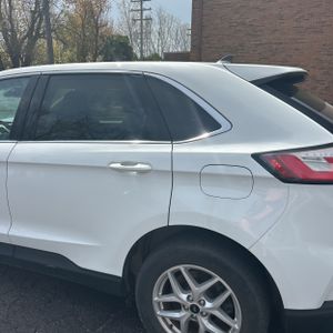 FORD EDGE SEL - 6