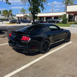 FORD MUSTANG SHELBY GT350 - 8