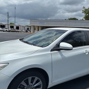 2016 Toyota CAMRY XLE — фото 2