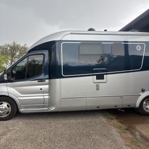 FORD TRANSIT-350 CUTAWAY - 3