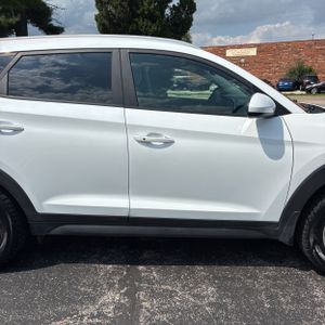 2019 Hyundai TUCSON VALUE — фото 11
