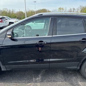 FORD ESCAPE TITANIUM - 4