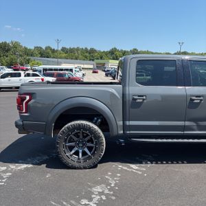 صورة 9 لـ 2018 FORD F-150 RAPTOR