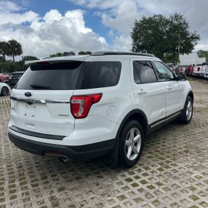 FORD EXPLORER XLT - 8
