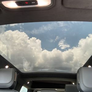 صورة مصغرة 36 لـ 2022 Rivian R1S LAUNCH EDITION