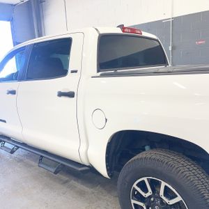 TOYOTA TUNDRA - 6