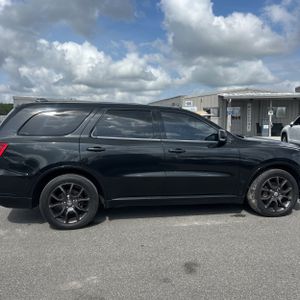 Dodge Durango R/T - 10
