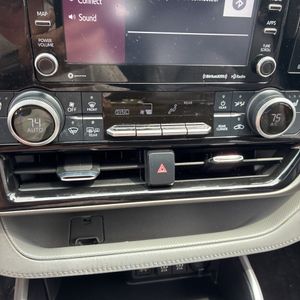 صورة مصغرة 38 لـ 2021 Toyota HIGHLANDER XLE