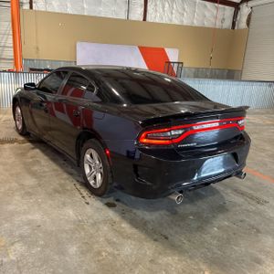2019 Dodge CHARGER SXT 照片 3