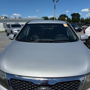 صورة مصغرة 15 لـ 2011 KIA SORENTO LX