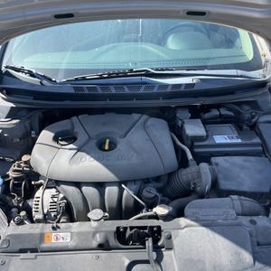 2014 Hyundai ELANTRA SE — миниатюра 43