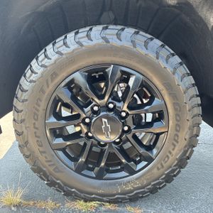 2026 Chevrolet SILVERADO 2500HD LT thumbnail 17