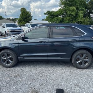 FORD EDGE SEL - 4