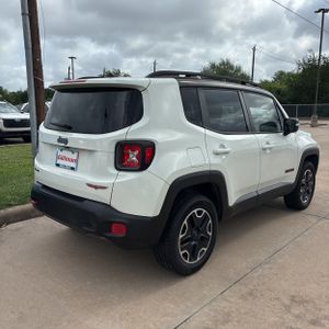 JEEP RENEGADE TRAILHAWK - 7