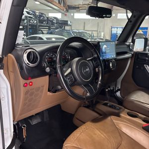 صورة مصغرة 39 لـ 2016 JEEP WRANGLER UNLIMITED SAHARA