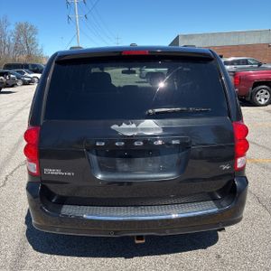DODGE GRAND CARAVAN - 7
