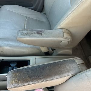 صورة مصغرة 52 لـ 2005 Toyota HIGHLANDER BASE