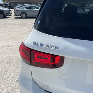 صورة مصغرة 23 لـ 2021 Mercedes-BENZ GLB