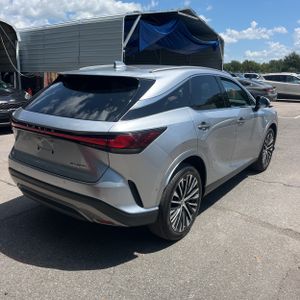 صورة 8 لـ 2025 Lexus RX 350 PREMIUM+