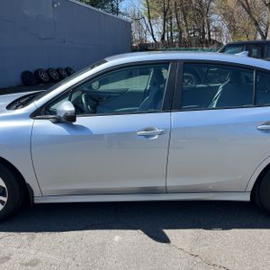 SUBARU LEGACY PREMIUM - 4