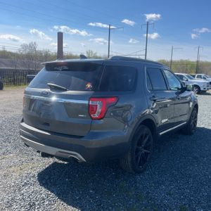 FORD EXPLORER XLT - 8