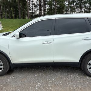 2015 Nissan ROGUE S 照片 4
