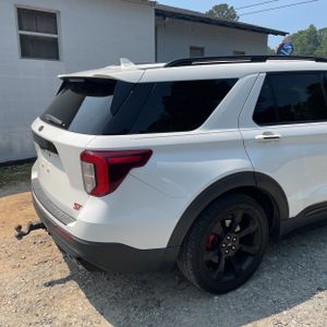 FORD EXPLORER ST - 9