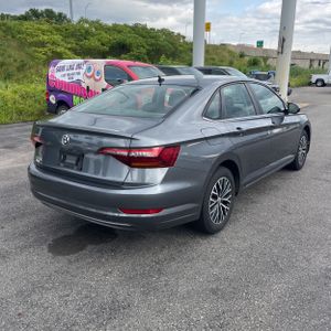 2019 Volkswagen JETTA SE photo 8