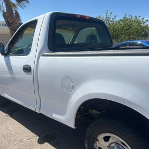 FORD F-150 XL - 6