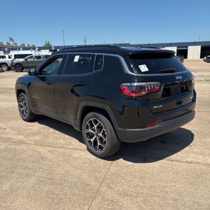 JEEP COMPASS LIMITED 4X4 - 5