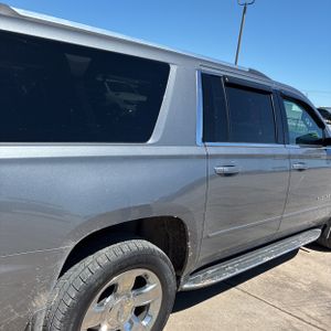 CHEVROLET SUBURBAN PREMIER - 9