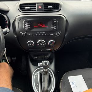 2015 KIA SOUL + 缩略图 32