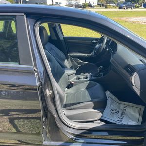 2019 Volkswagen JETTA SEL PREMIUM — миниатюра 32