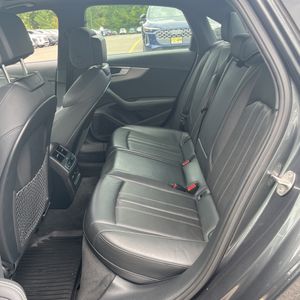 صورة مصغرة 33 لـ 2023 AUDI A4 PRESTIGE S LINE