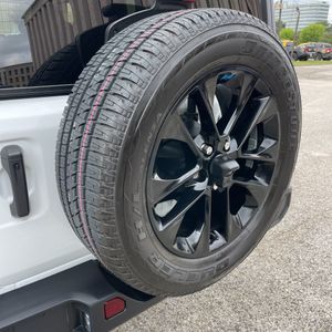 2023 JEEP WRANGLER 4XE SAHARA 4X4 thumbnail 43