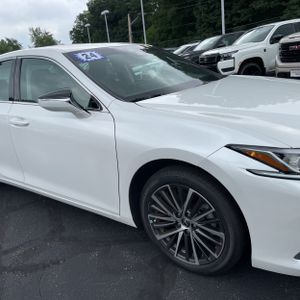 2024 Lexus ES 350 BASE — миниатюра 13