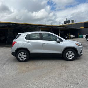 CHEVROLET TRAX - 10