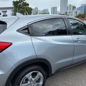 HONDA HR-V LX - 9