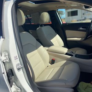 2015 Mercedes-BENZ GLA — миниатюра 33