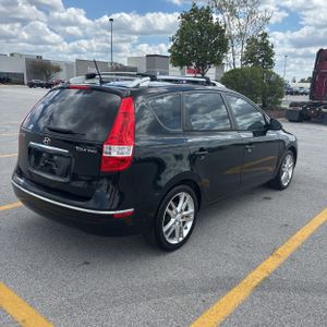 HYUNDAI ELANTRA TOURING GLS - 8