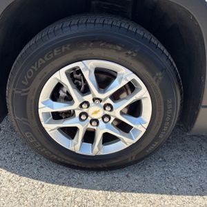 صورة مصغرة 17 لـ 2022 Chevrolet TRAVERSE LS