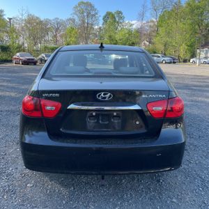 HYUNDAI ELANTRA GLS - 7