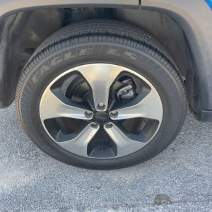2018 JEEP COMPASS LATITUDE — миниатюра 19