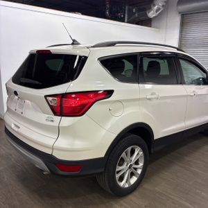 FORD ESCAPE SEL - 9