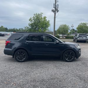 FORD EXPLORER XLT - 10