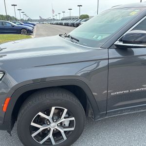 صورة 2 لـ 2024 JEEP GRAND CHEROKEE LIMITED
