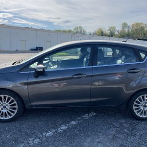 FORD FIESTA TITANIUM - 4