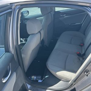 2018 Honda CIVIC EX — миниатюра 33