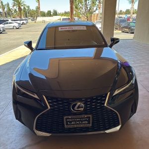 2023 Lexus IS 300 BASE — фото 8