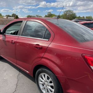 CHEVROLET SONIC LT AUTO - 6